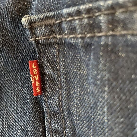 LEVIS 505 Women’s Jean Shorts 34 Fraying Denim Cuffed‎ Indigo Blue Dark Wash - Picture 9 of 12